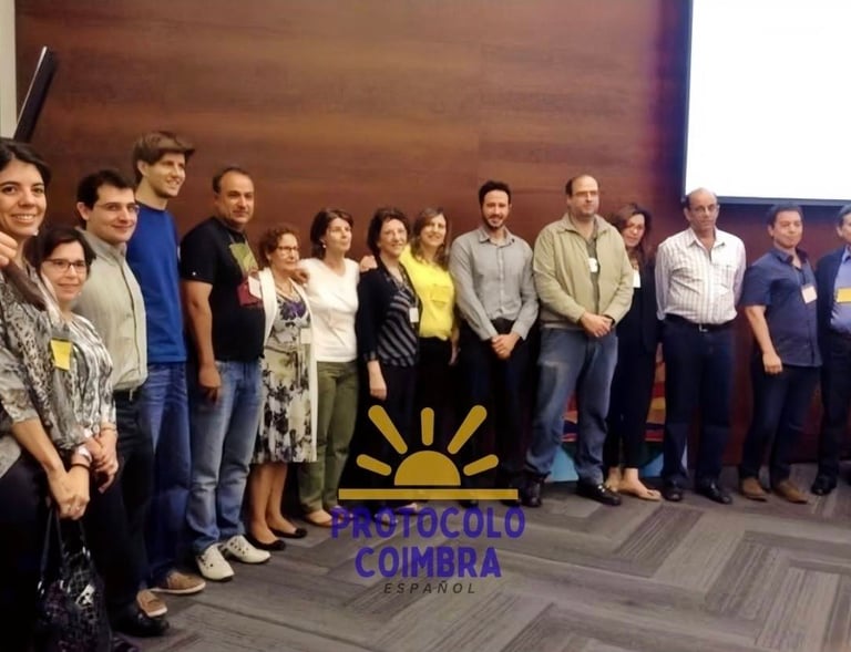 Grupo de administradores de comunidades de pacientes en el evento, incluyendo mi participación.