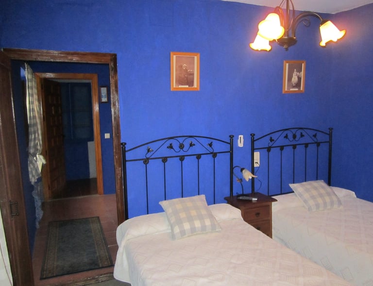 hostal san bartolome alamgro. hostales en almagro. alojamientos baratos en almagro