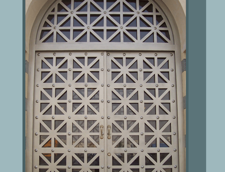 METAL GATE 4