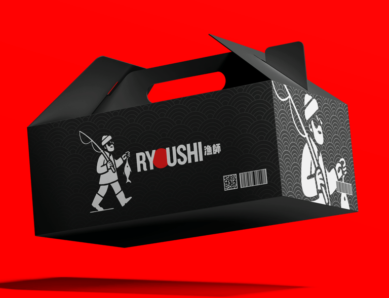 Embalagem preta estilizada da marca Ryoushi em fundo vermelho vibrante, com ilustração de pescador e
