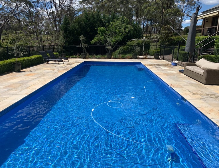 pool maintained with new pump. filter and chlorinator dosing system 