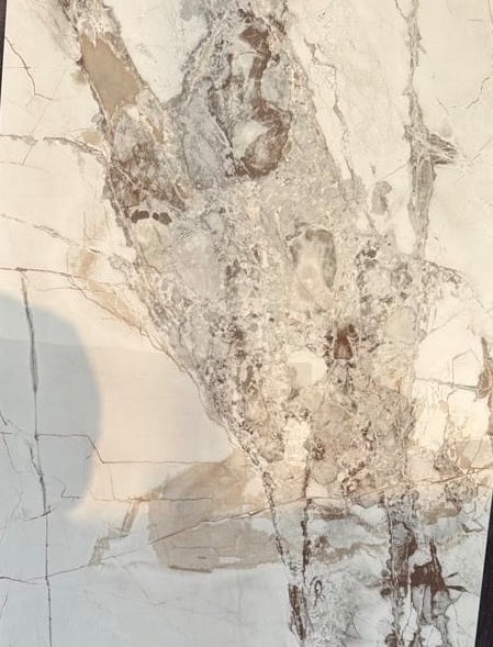 Large size glazed vitrified tile in all our outlets.