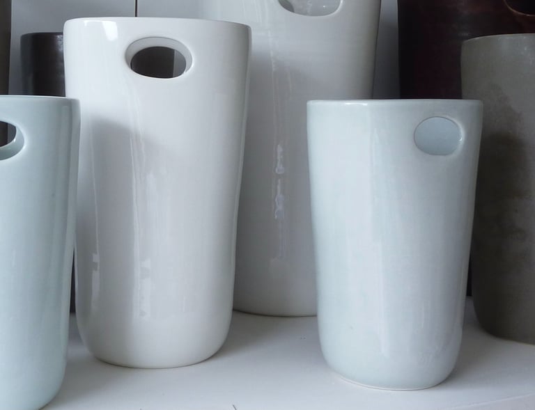 Kurve vases