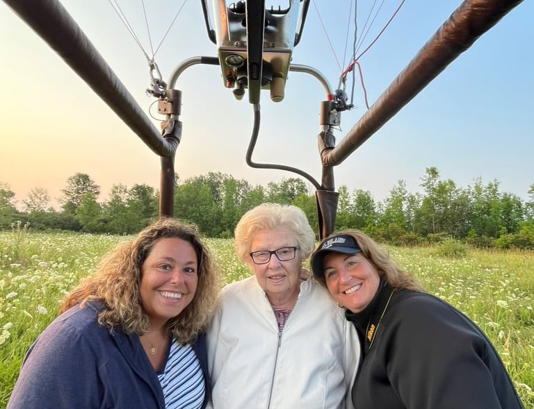 happy passengers during a hot air balloon ride in binghamton new yok