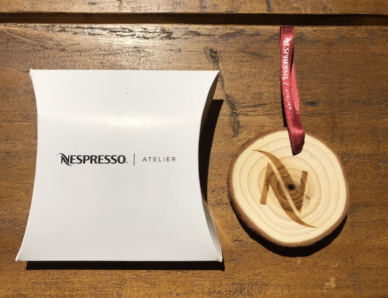 merchandasing para nespresso, branding, marcas, regalo, detalle.