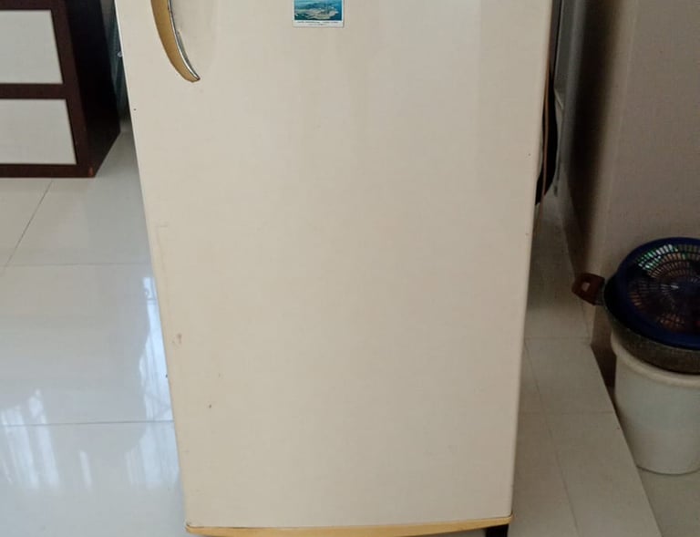 Rahma Tia Aircond layanan Jasa service chiller dan showcase terbaik terpercaya di Yogyakarta.