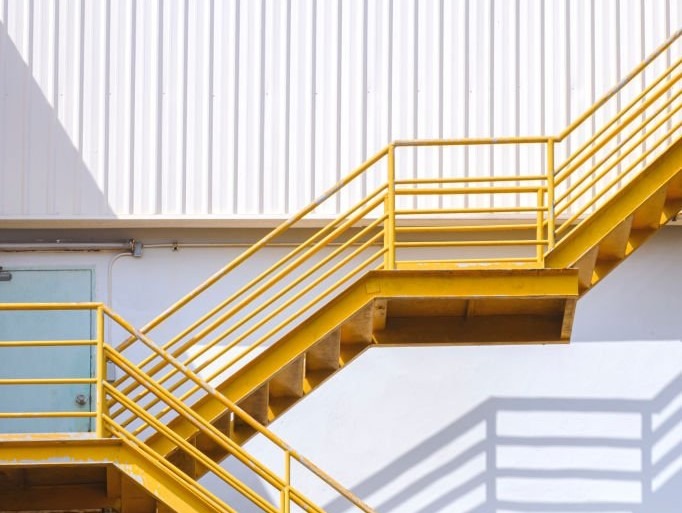 Escadas metálicas na Barra da Tijuca, Recreio e Jacarepaguá, RJ.8