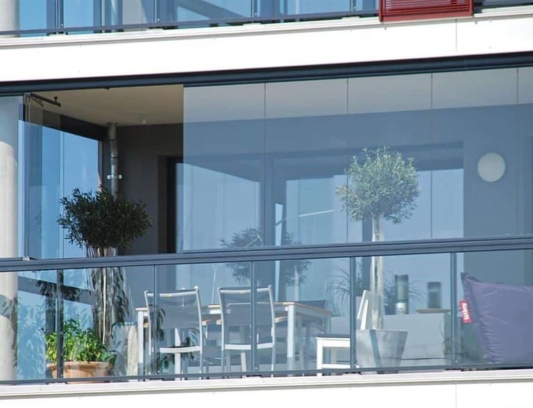 Envidraçamento de Sacadas na Barra da Tijuca Recreio e Jacarepaguá RJ.6