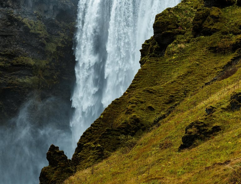 Seljalandsfoss waterfall