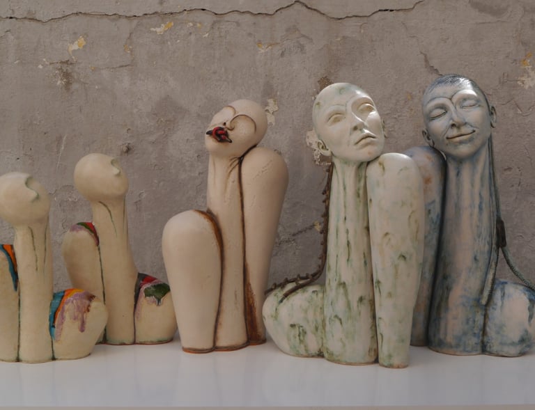 Bu seride izleyici heykellerin dingin ama direnen duruşunda kendi içsel hikayelerinin yankısını bulu