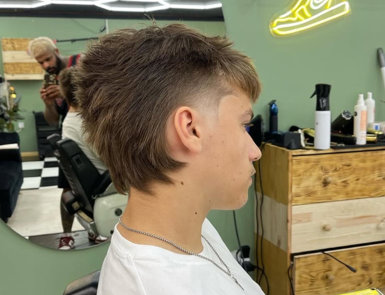Laadukas miesten hiustenleikkaus Fadezone Helsingissä