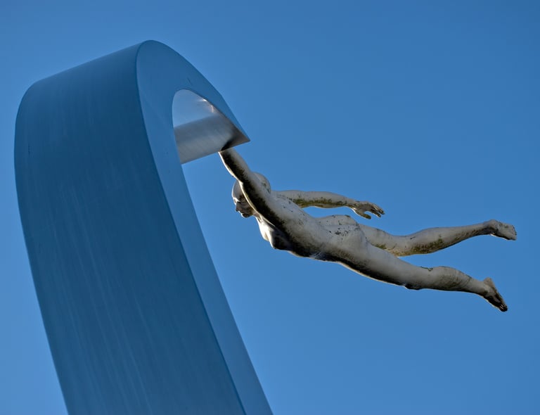 "Wave Rider" - Sculpture in Portishead, England