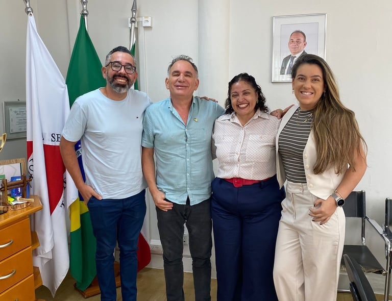 Visita técnica em Prefeitura Municipal de Martinho Campos. Prefeito Wilson