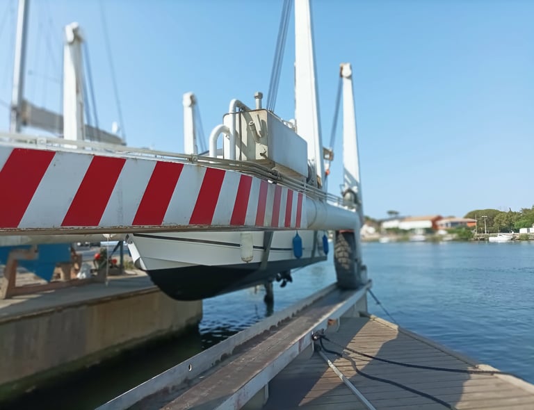 Our hull is now smartly painted