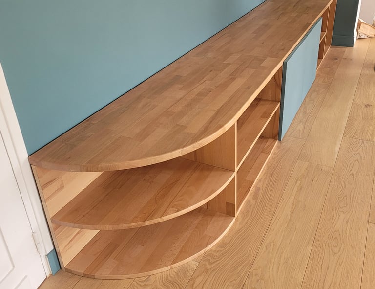 meuble tv sur mesure en hêtre massif