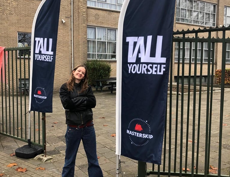 lara van grinsven gaat bij masterskip en staat voor het motto tall yourself