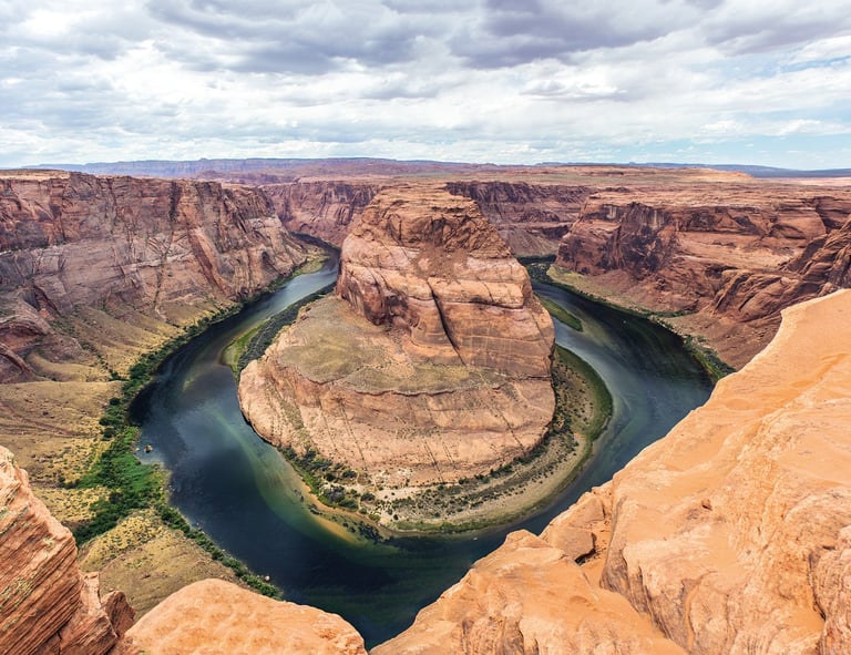 Flagstaff/Page Travel - Horseshoe Band carved out by the Colorado River