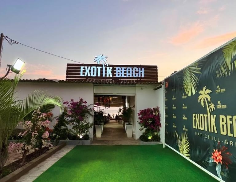 vue intérieure du restaurant exotik beach à dakar