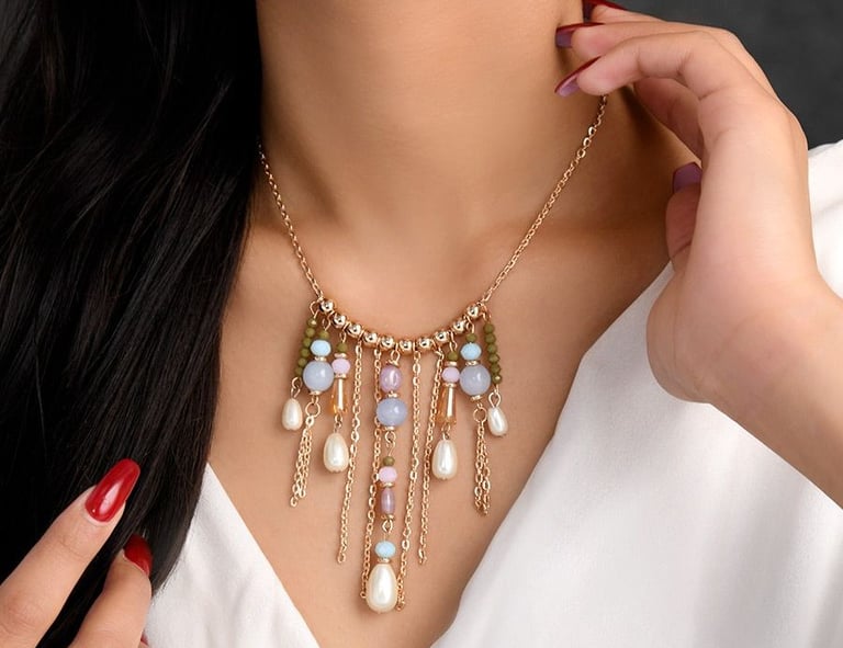 The Scotch Mist- Golden Embellished Necklace With Anti-Tarnish Coating