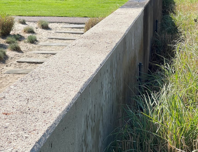 "Reinigen van betonelementen door Senpro BV"