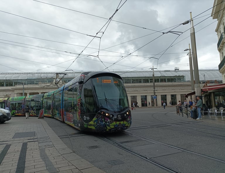 Line Three passes by the Gare de Montpellier
