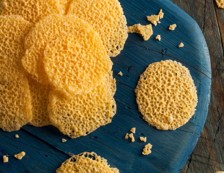 Keto Snack: Parmesan Crisps