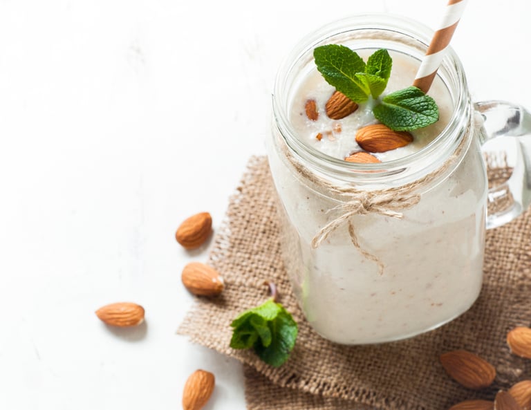 Keto Cinnamon Almond Milk Shake