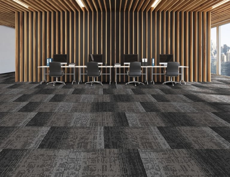 Garfield3 carpet tile sample with gradient pattern transitioning from light grey to dark grey - modern commercial carpet