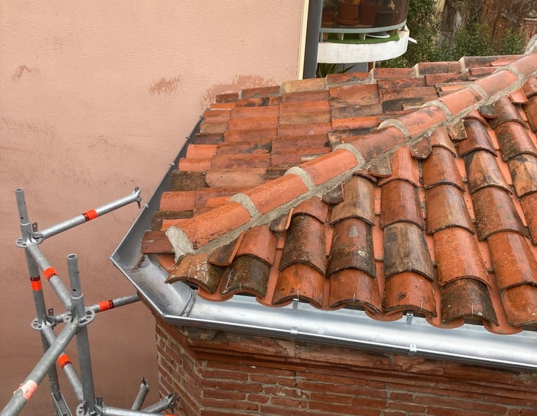 Gouttière zinc avec deux angles spéciaux