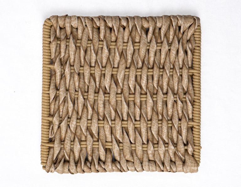 Sebatik Carpentry - synthetic twist