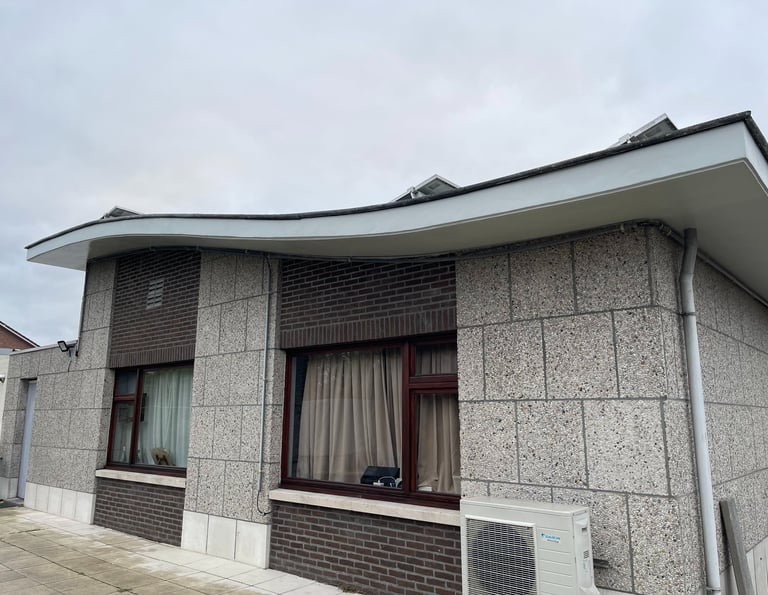 "Overstek betonherstelling en coating door Senpro BV"