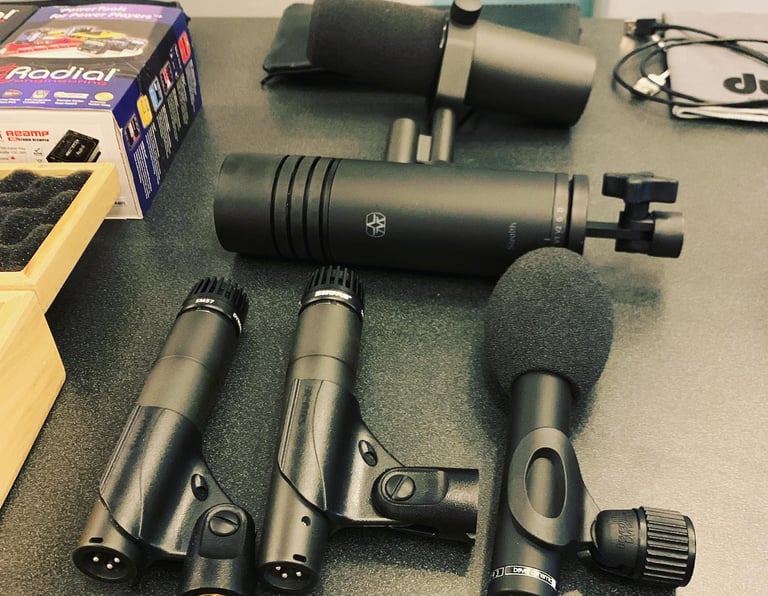 Assortment of microphones