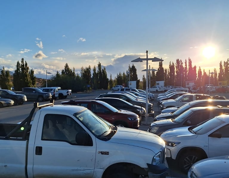 Contacto Estacionamiento Calafate