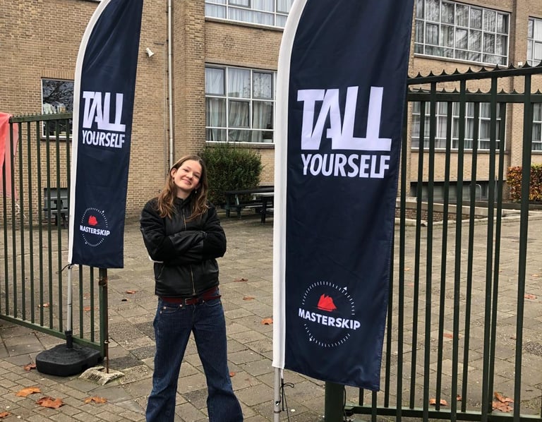 lara van grinsven gaat bij masterskip en staat voor het motto tall yourself