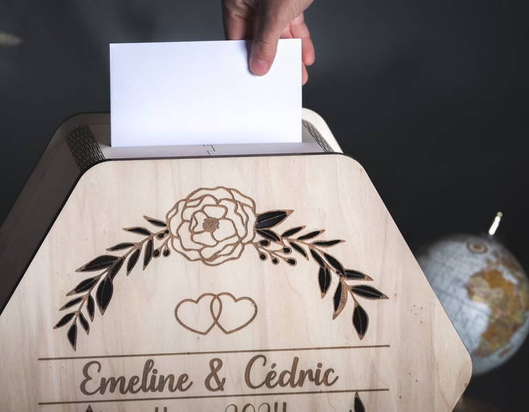 Urnes de mariages en bois grand format personnalisé