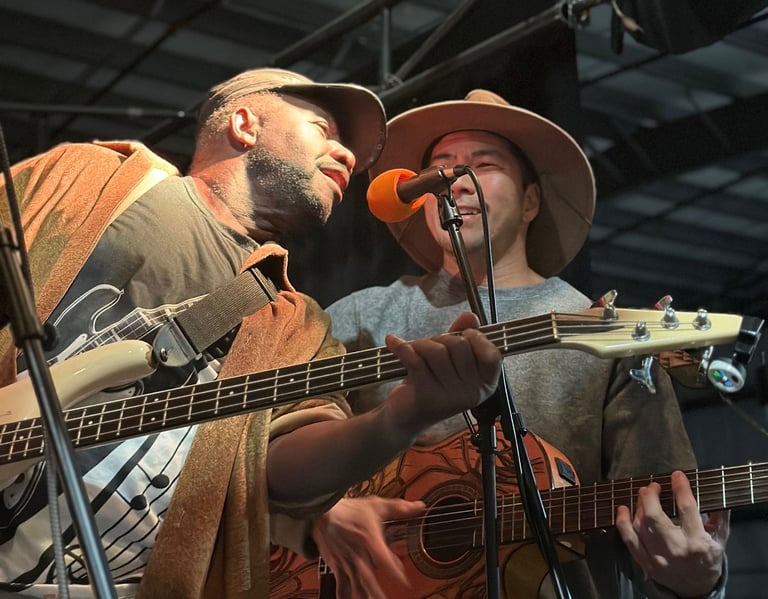 Dasty Island band members