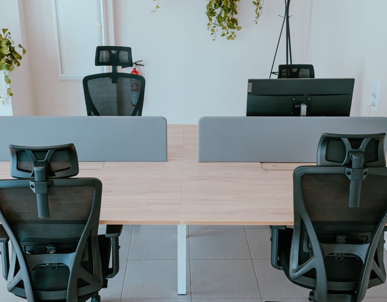 Servicio pack 10 días escritorio coworking WanderHub Ciutadella Menorca