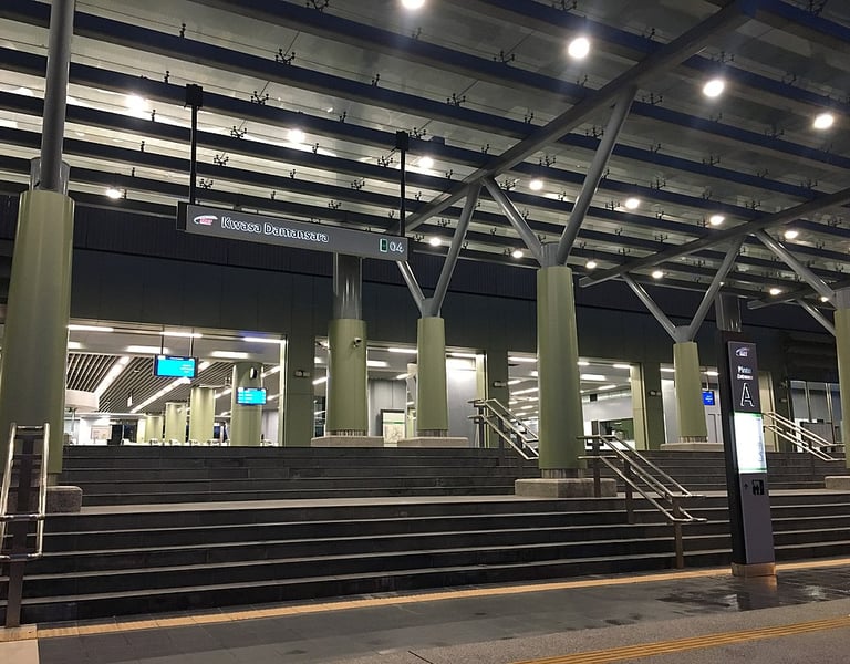 KWASA DAMANSARA MRT