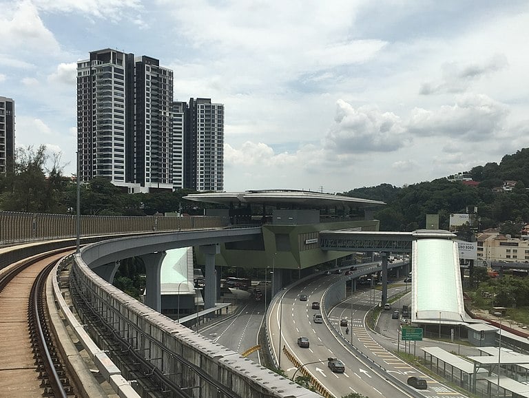 PUSAT BANDAR DAMANSARA MRT