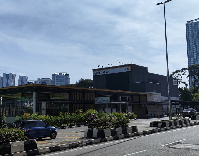 Sentul Barat MRT