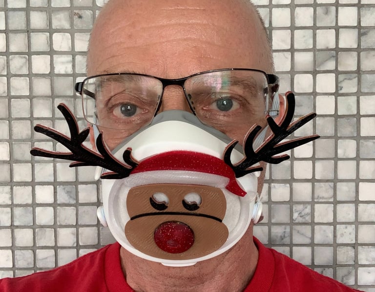 flo-6:  Flomask with Rudolf Reindeer decoration