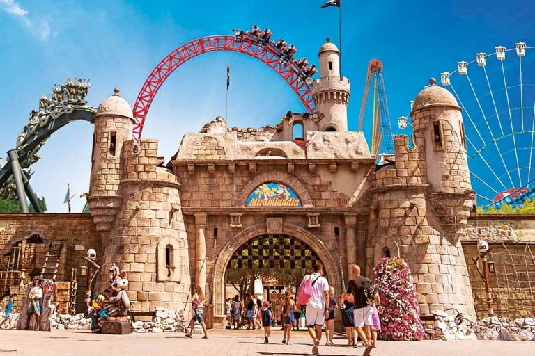 Parco Mirabilandia, Lido di savio, Ravenna, Parco divertimento, attrazioni, giochi per famiglie