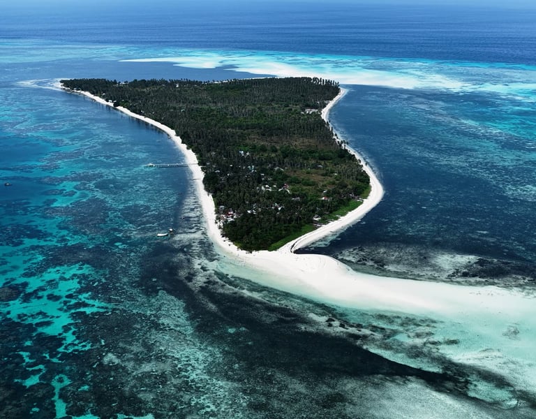Lumbucan Island
