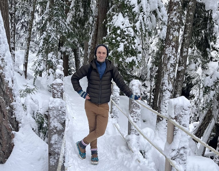 Research-based project demonstrating data storytelling and communication