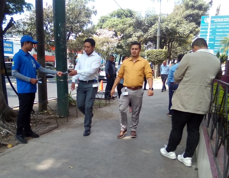 volanteo en guatemala, volanteo peatonal, captacion de personal