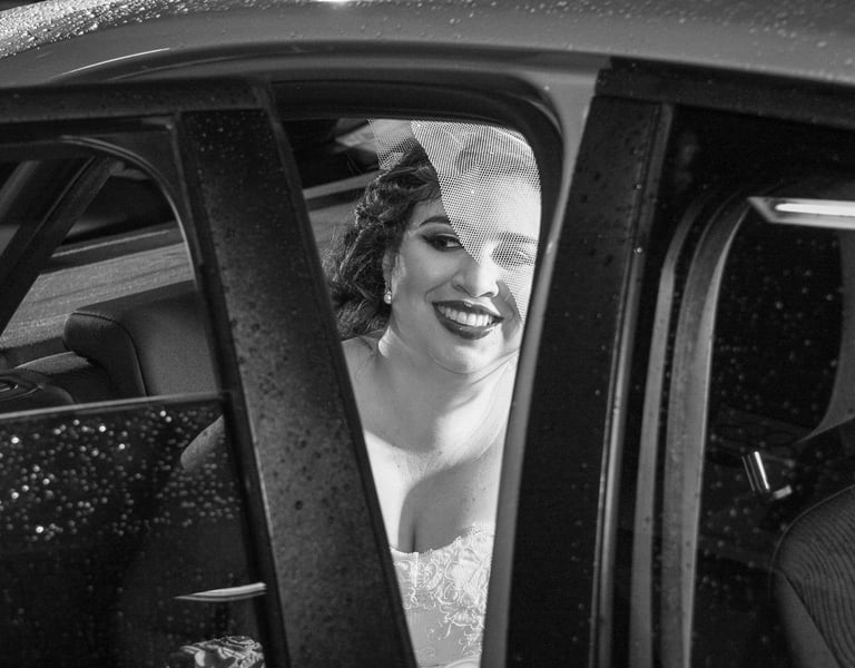 Fotógrafo especializado em casamentos intimistas e espontâneos