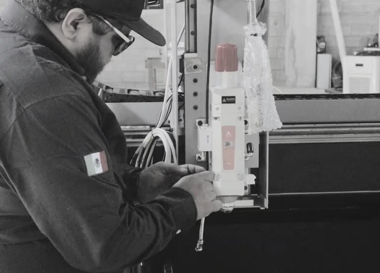 Refacciones y complementos para Maquinaria Industrial