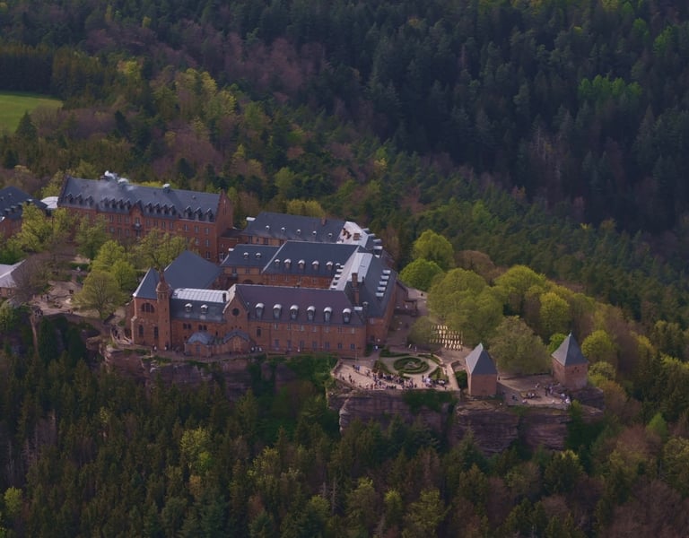 Vue aérienne par drone du Sanctuaire du Mont Sainte-Odile