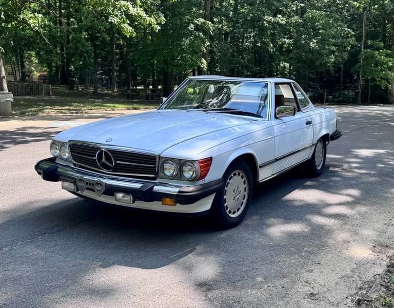 While Benz Full mobile auto car detailing 