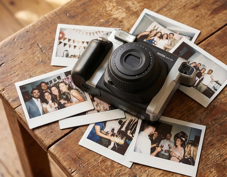 momentinis fotoaparatas